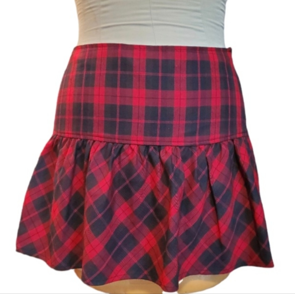 Vintage y2k Hilfiger Tommy Girl Plaid Mini Skirt